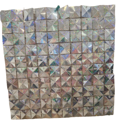 Комплект 50 пана за пайетена фонова стена с прозрачен гръб, 30*30см, плочки СРЕБРО ХОЛОГРАМ